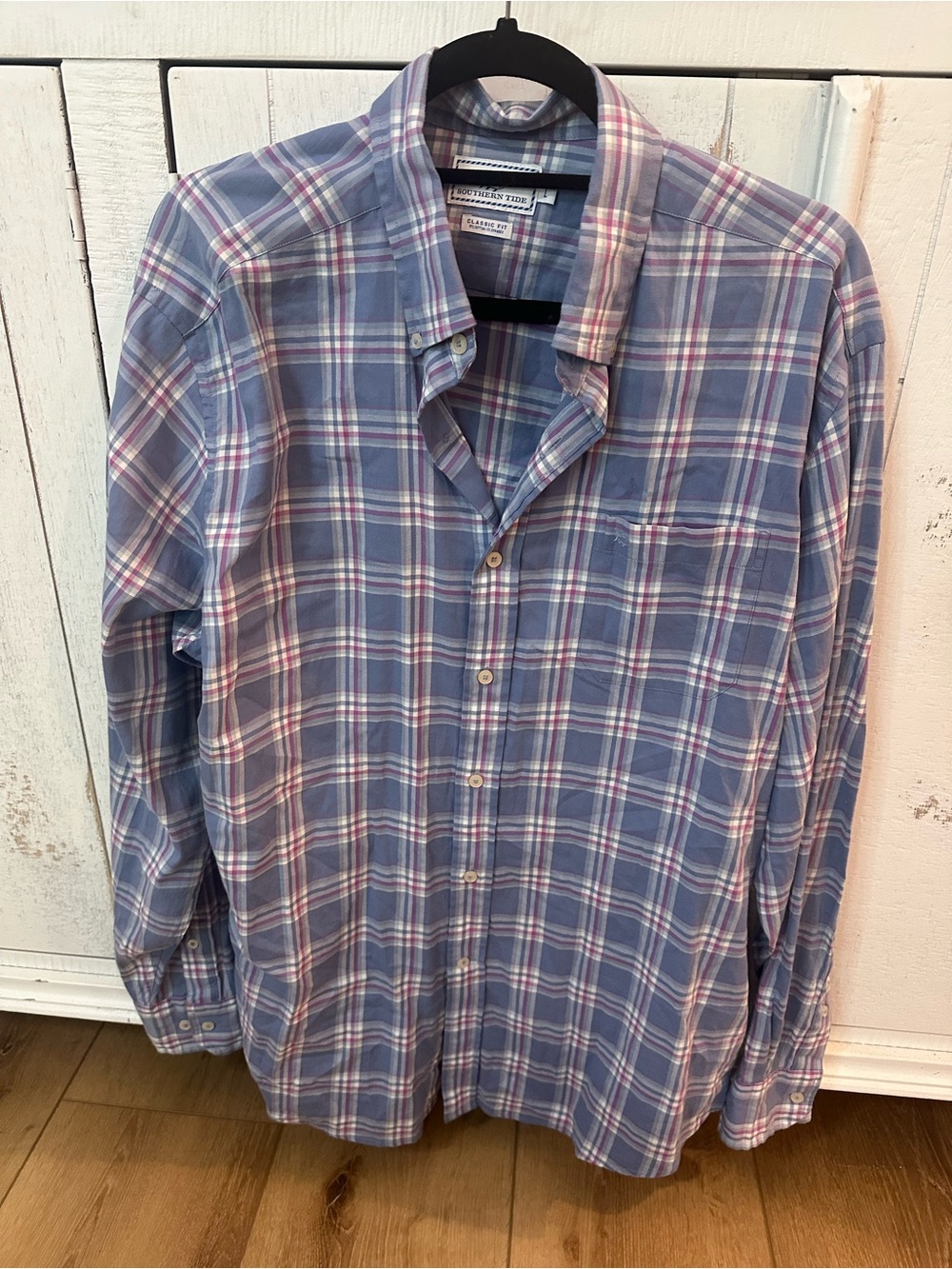 Southern Tide Men's Blue Plaid Button-Up Shirt